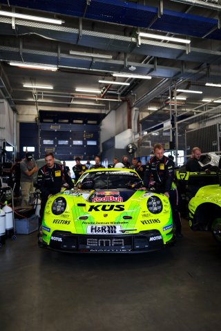 53. ADAC RAVENOL 24h N&uuml;rburgring 2025 - Foto: Gruppe C Photography; #911 Porsche 911 GT3 R (992), Manthey EMA: Kevin Estre, Ayhancan Guven, Thomas Preining
 | Gruppe C Photography
